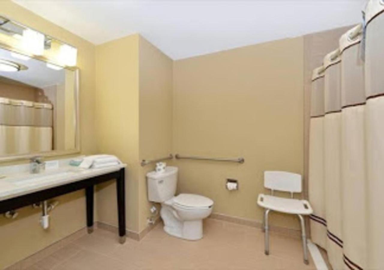 Quality Suites Nashville Airport Luaran gambar