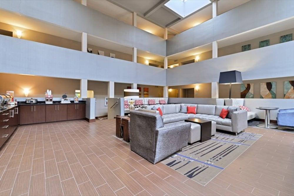 Quality Suites Nashville Airport Luaran gambar