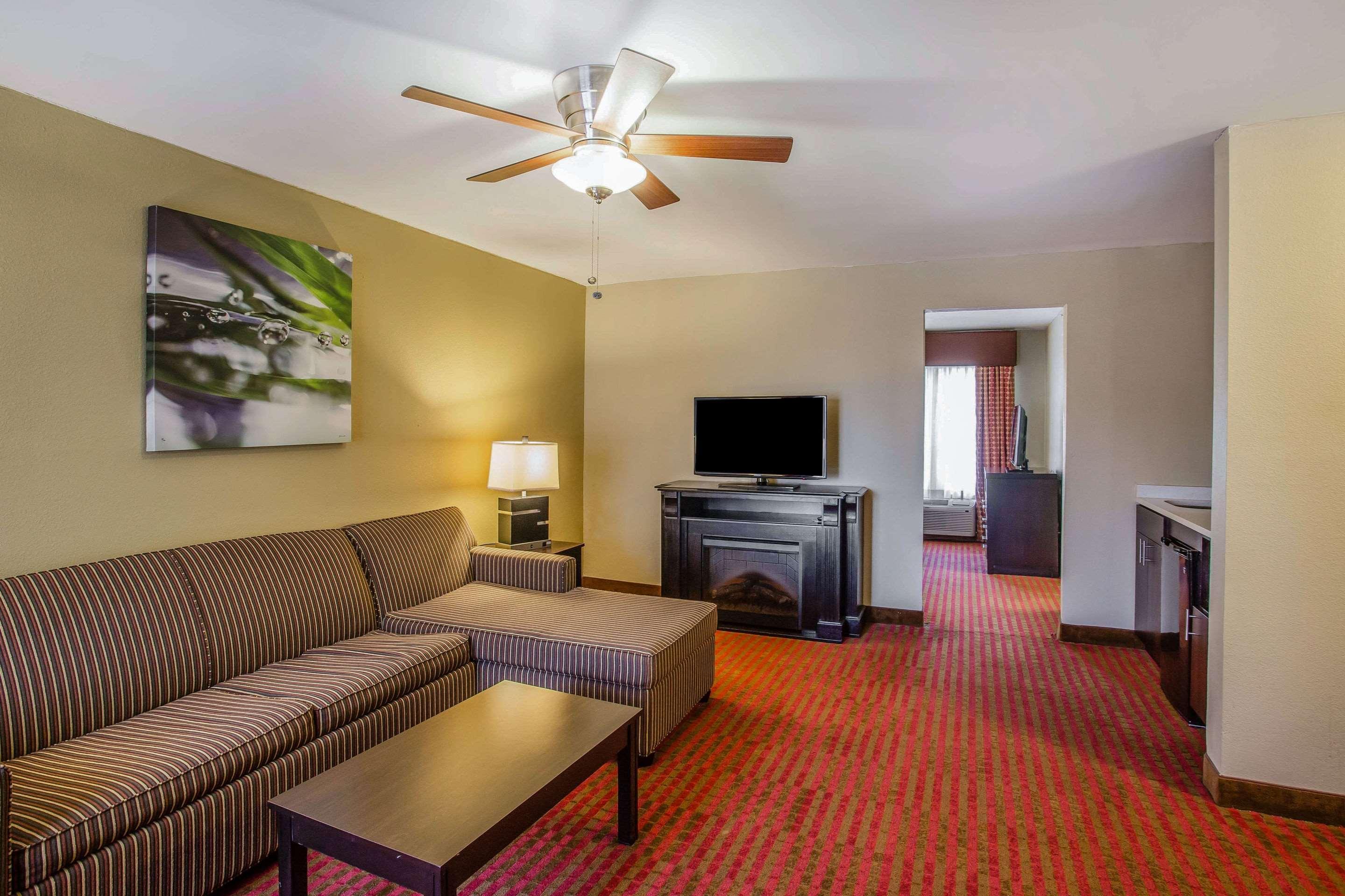 Quality Suites Nashville Airport Luaran gambar